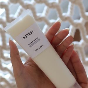 MAYOKE -LIGHT AND ABSORBING HAND AND BODY LOTION